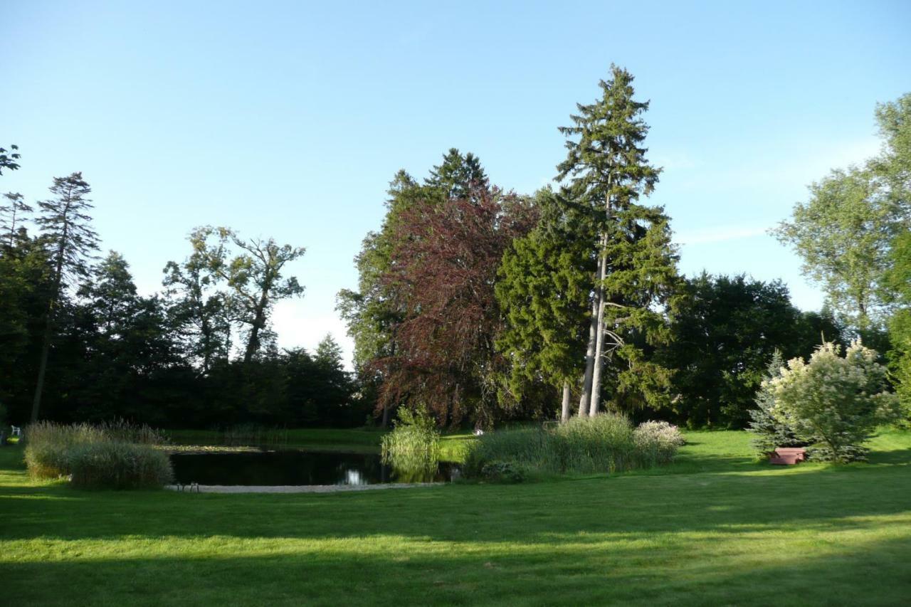 Miodowy Dwor Villa Rusinowo  Екстериор снимка